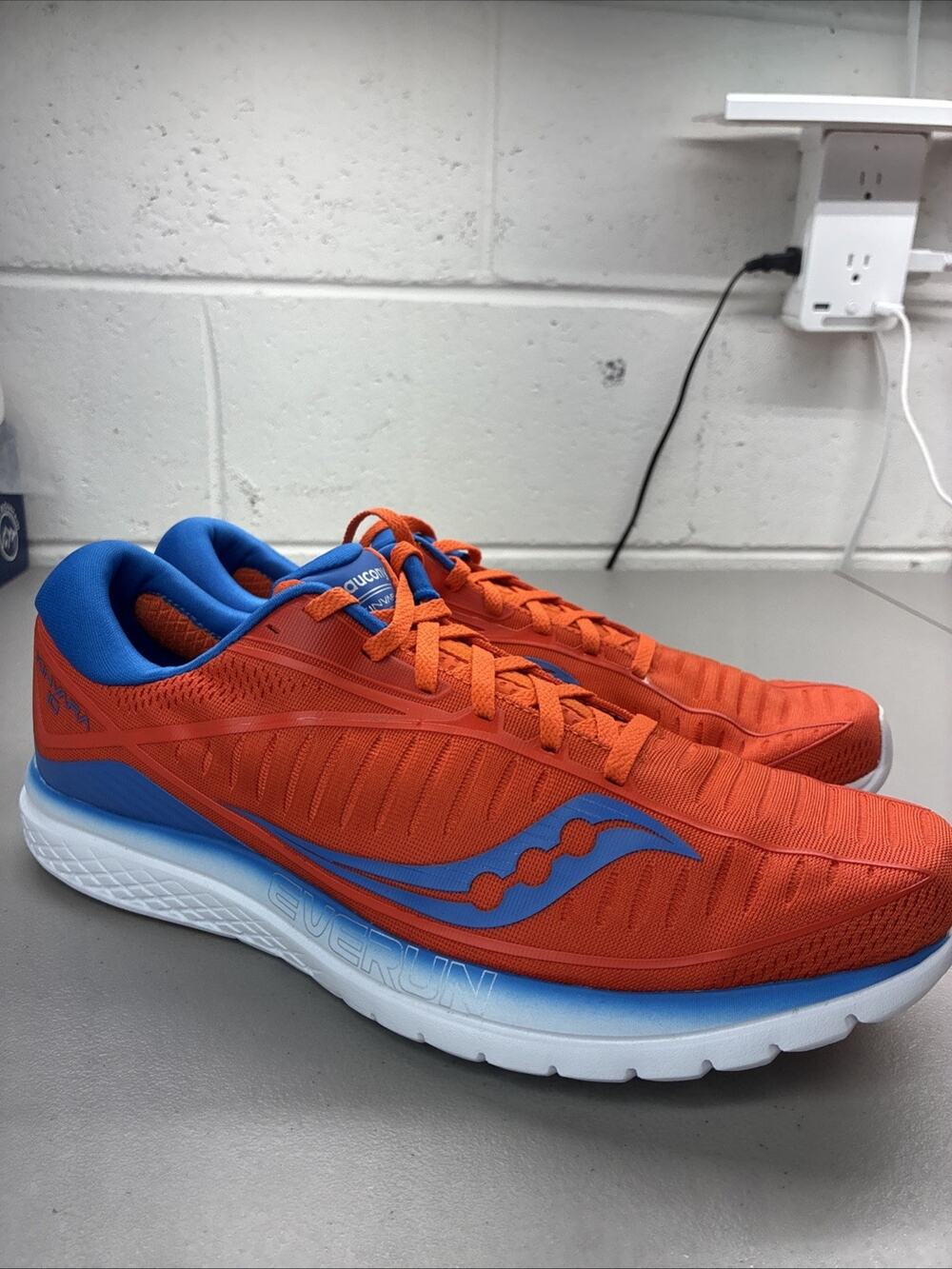 Saucony Kinvara 10 Mens Size 12.5 Orange/Blue S20467-36 New In Box